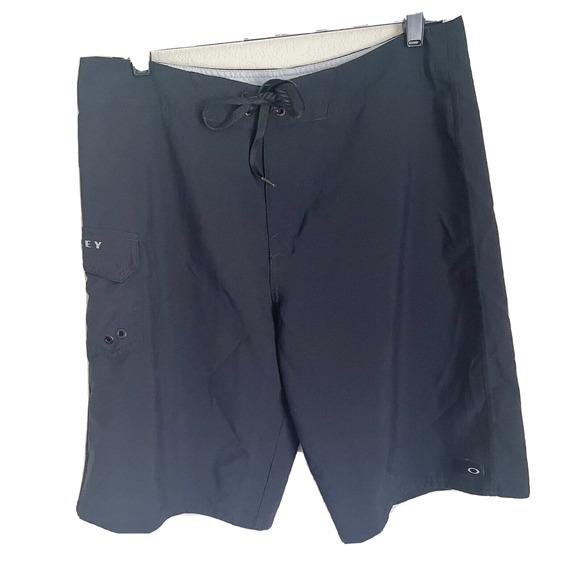Oakley Other - Oakley Mens Shorts Size 33 Black Lightweight Summer Swim Surf Regular Fit